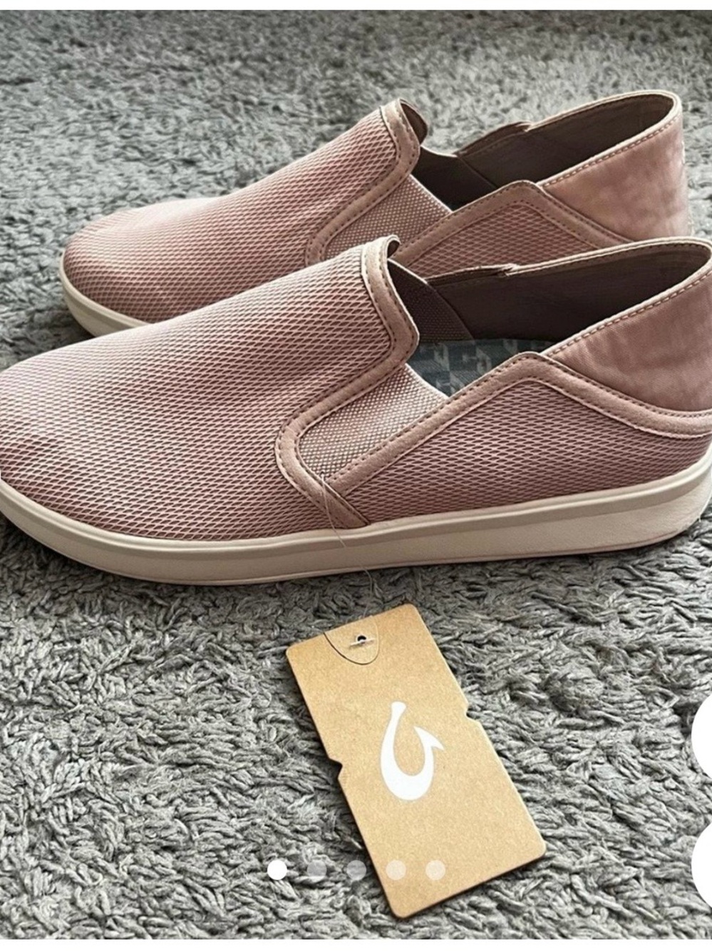 Olukai Slip-On Casual Sneakers in Dusty Rose - Women NWT size 8 womens